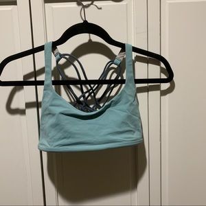 Lululemon free to be wild bra size 6